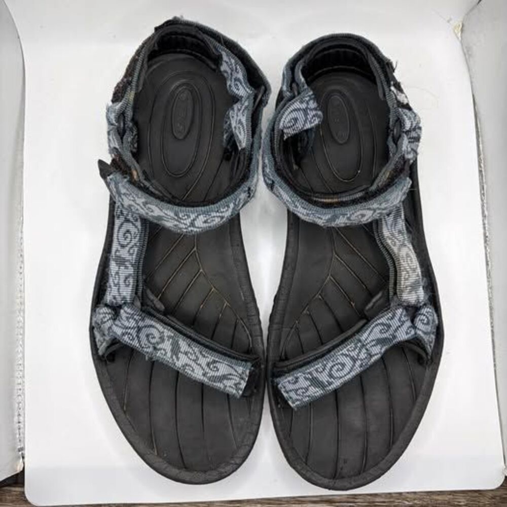 Women’s Teva Sandals Size 7